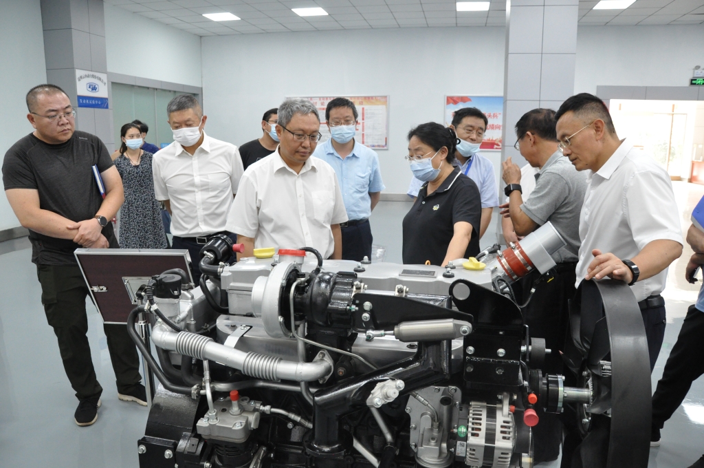 昆明市高端装备及汽车制造工业链主要向导到0638太阳集团官网动力开展调研